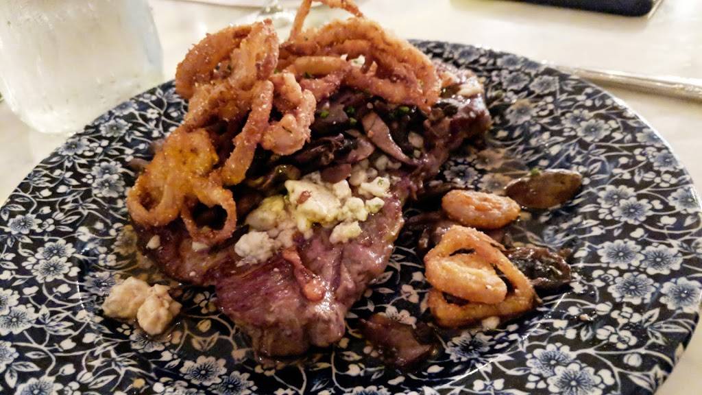 Blue Door Farm Stand | cafe | 2010 N Halsted St, Chicago, IL 60614, USA | 3122650259 OR +1 312-265-0259