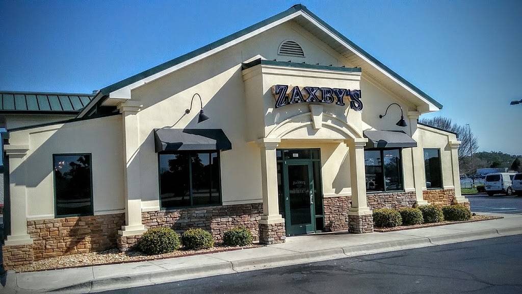 Zaxbys Chicken Fingers & Buffalo Wings | restaurant | 507 E Bypass NE, Moultrie, GA 31768, USA | 2299852440 OR +1 229-985-2440