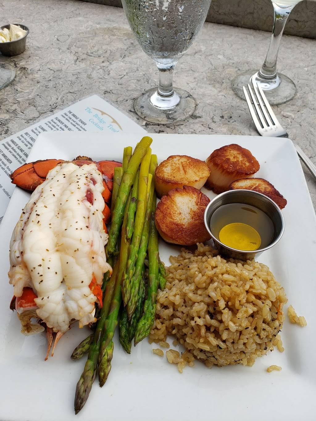 The Bridge Tender | restaurant | 1414 Airlie Rd, Wilmington, NC 28403, USA | 9102564519 OR +1 910-256-4519