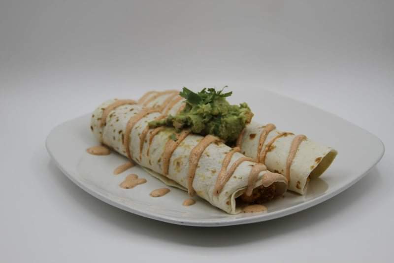 Betos Grill | restaurant | 7525 N Richmond Ave, Portland, OR 97203, USA | 5037667943 OR +1 503-766-7943