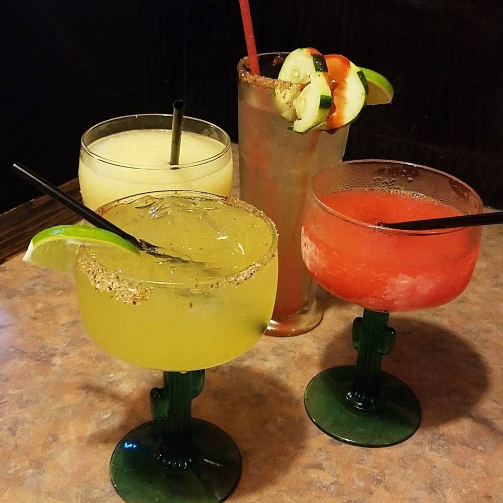 Old Hacienda Restaurant | restaurant | 5303 Olive Dr, Bakersfield, CA 93308, USA | 6613996015 OR +1 661-399-6015