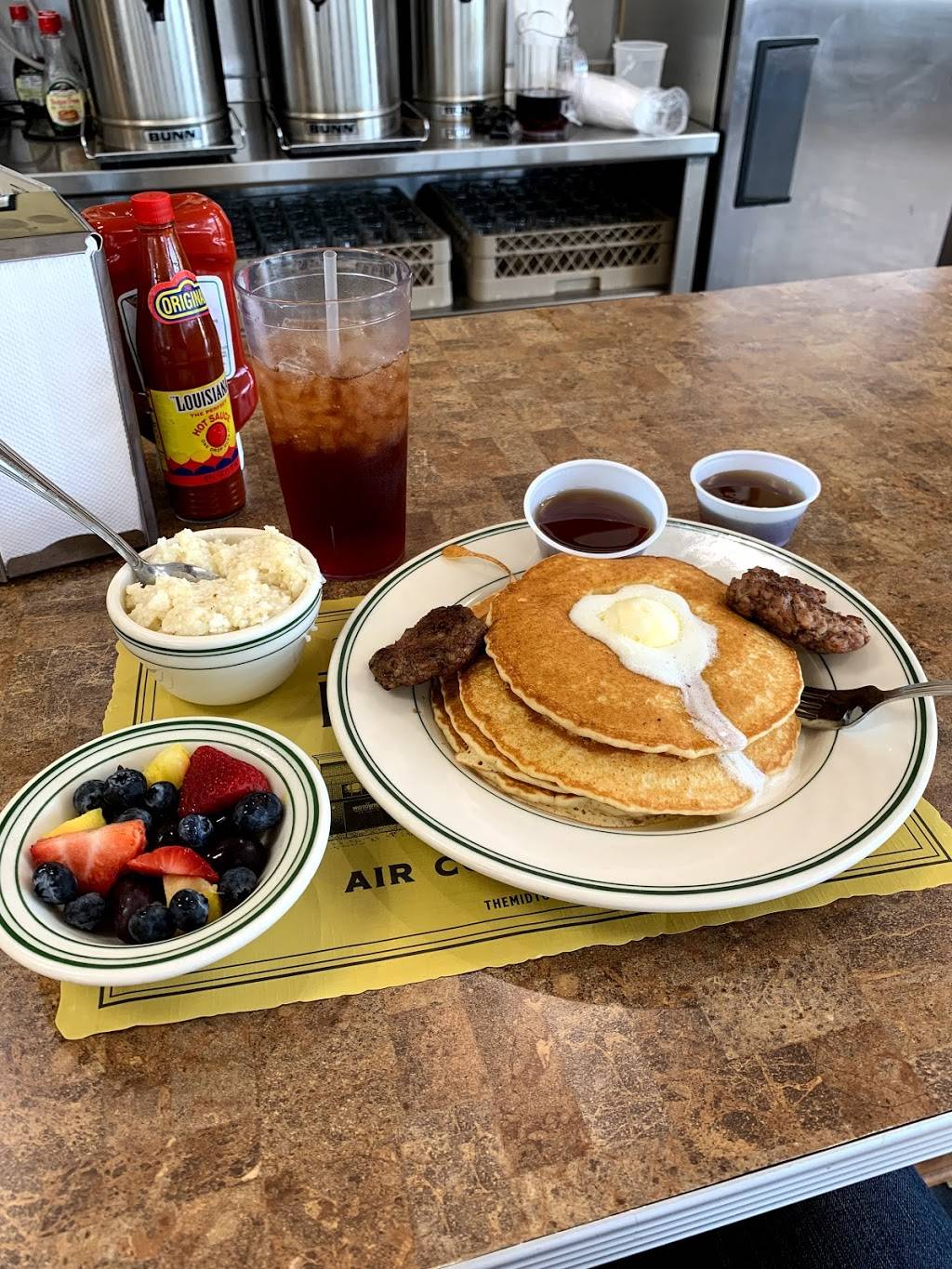 The Midtowner | restaurant | 3000 Hardy St, Hattiesburg, MS 39401, USA | 6016022273 OR +1 601-602-2273