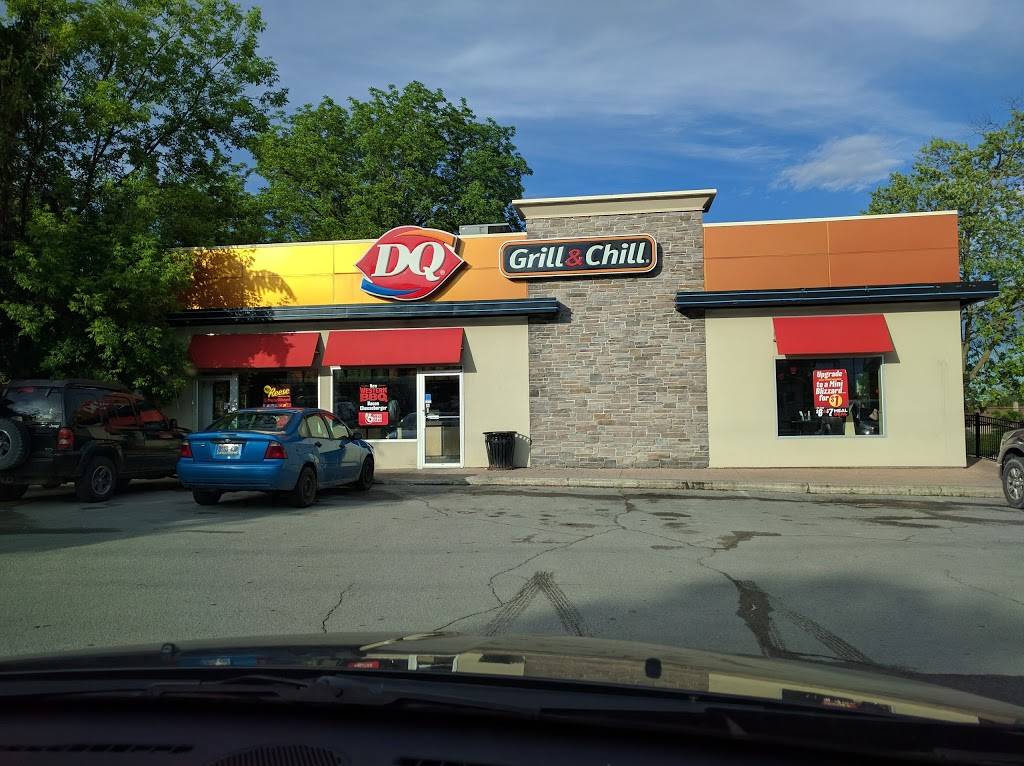 Dairy Queen Grill & Chill | restaurant | 176 Lindsay St S, Lindsay, ON K9V 2N1, Canada | 7053249911 OR +1 705-324-9911