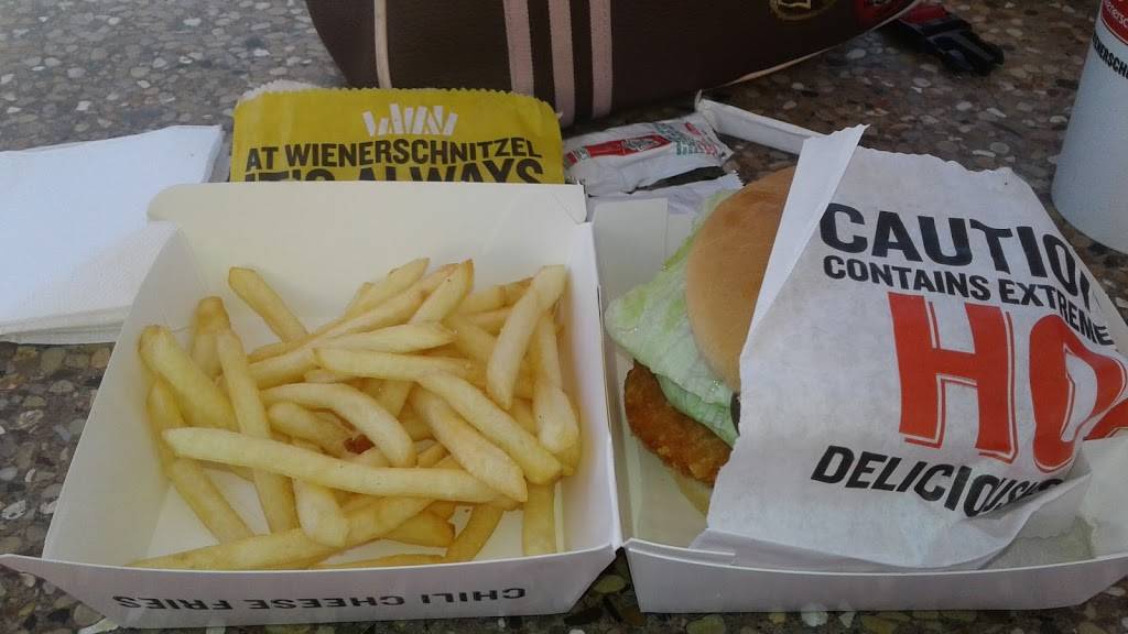 Wienerschnitzel | restaurant | 1130 Union Ave, Bakersfield, CA 93307, USA | 6613253055 OR +1 661-325-3055