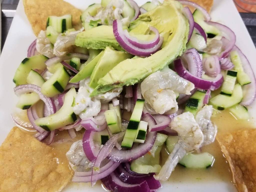 Mariscos Las Quince Letras | restaurant | 7344 Van Nuys, CA 91405, USA | 8189885140 OR +1 818-988-5140