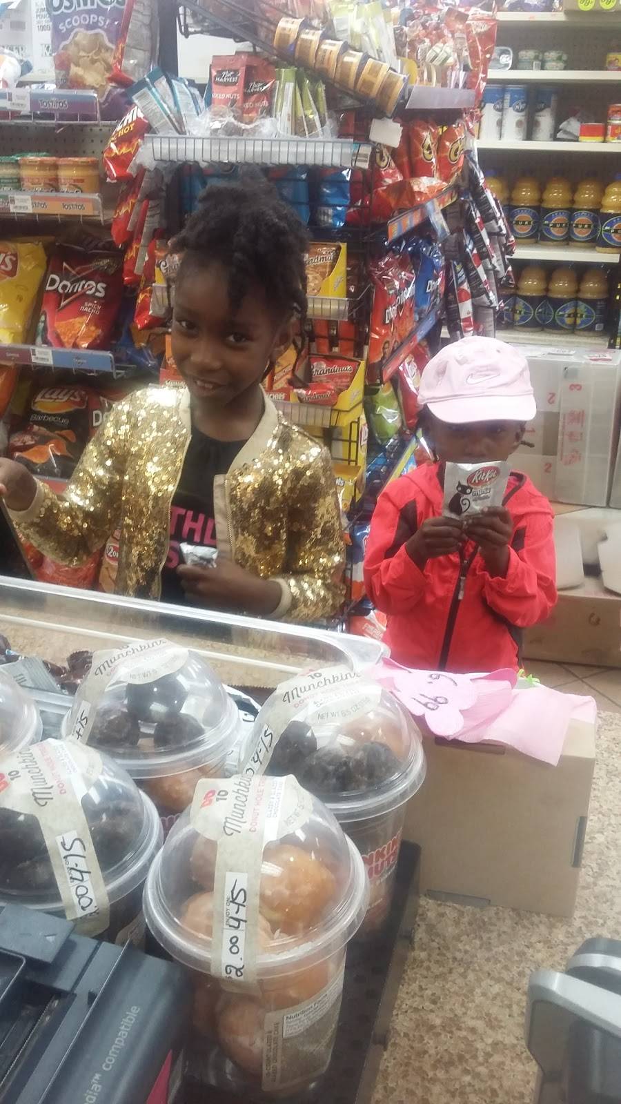 Dunkin Donuts | cafe | 7450 S Martin Luther King Dr, Chicago, IL 60619, USA | 7737231938 OR +1 773-723-1938