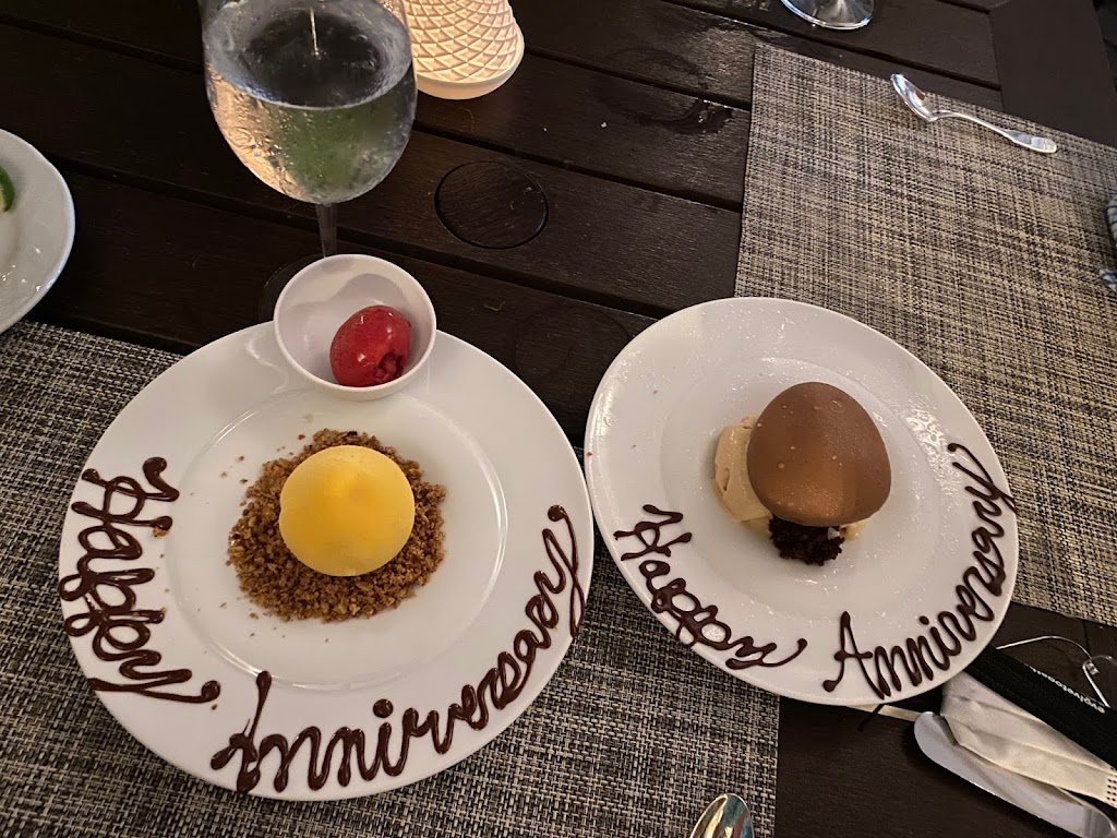 TOPPERS | restaurant | 120 Wauwinet Rd, Nantucket, MA 02554, USA | 5082288768 OR +1 508-228-8768