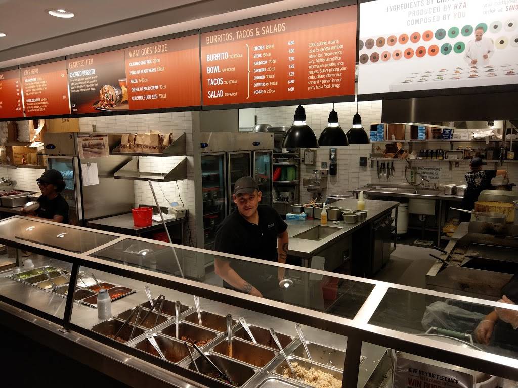 Chipotle Mexican Grill | restaurant | 51 Warren St, Randolph, MA 02368, USA | 7819611806 OR +1 781-961-1806