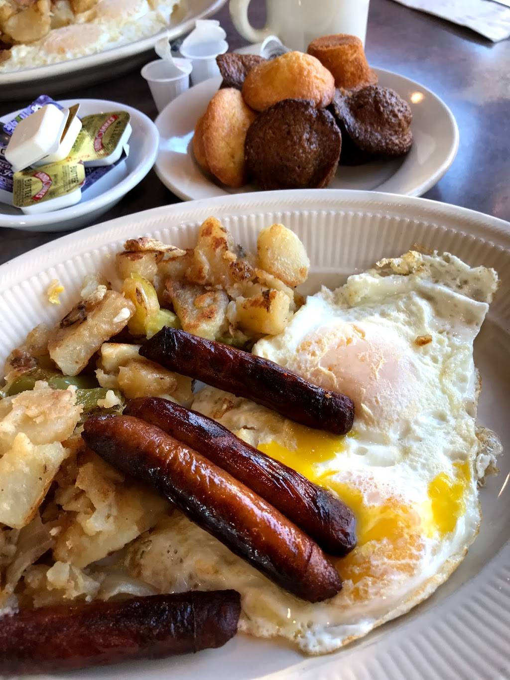 Bel-Aire Diner | restaurant | 31-91 21st St, Astoria, NY 11106, USA | 7187213160 OR +1 718-721-3160