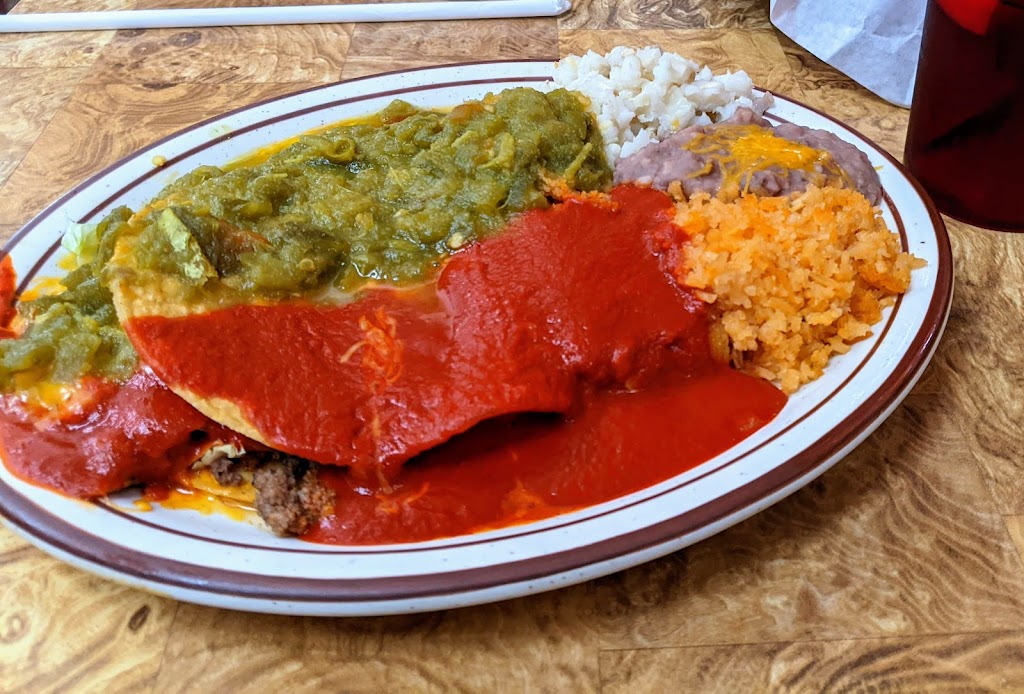 Genaros Cafe | restaurant | 600 W Hill Ave, Gallup, NM 87301, USA | 5058636761 OR +1 505-863-6761