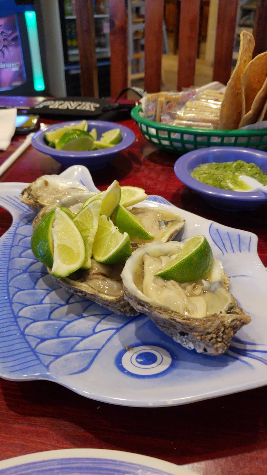 Las Islas Marias | restaurant | 784 W Dundee Rd, Wheeling, IL 60090, USA | 8479474500 OR +1 847-947-4500