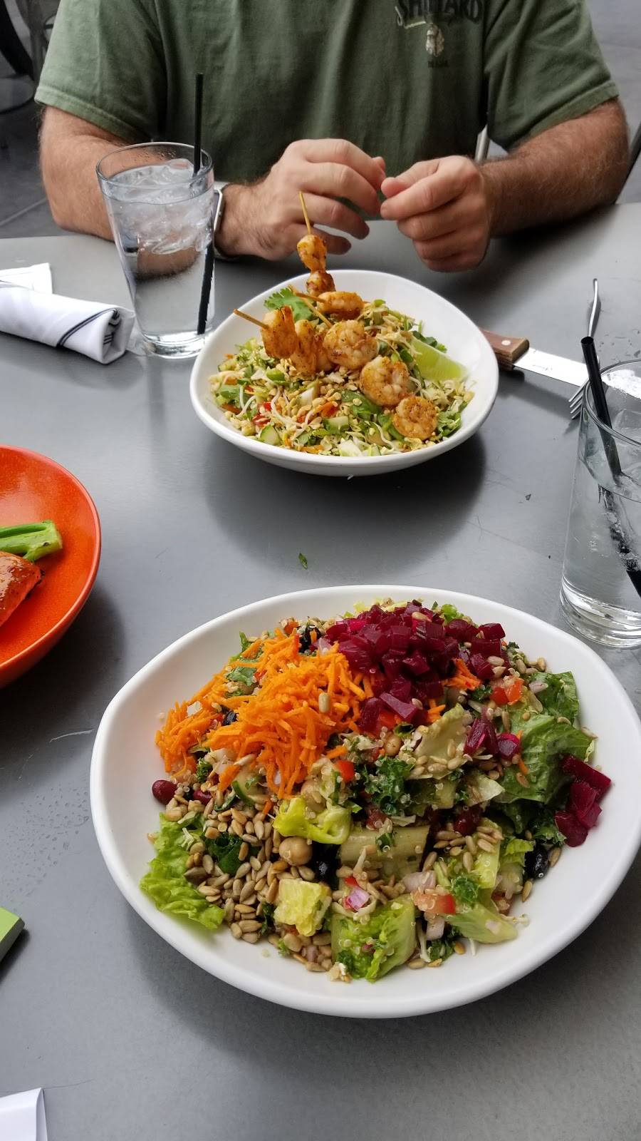 Eureka! | restaurant | 4143 Campus Dr, Irvine, CA 92612, USA | 9495968881 OR +1 949-596-8881