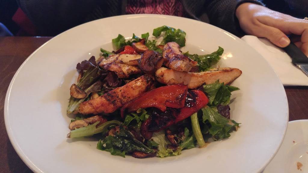 Remezzo Italian Bistro | restaurant | 3335 Sheppard Ave E, Scarborough, ON M1T 3K2, Canada | 4164988848 OR +1 416-498-8848