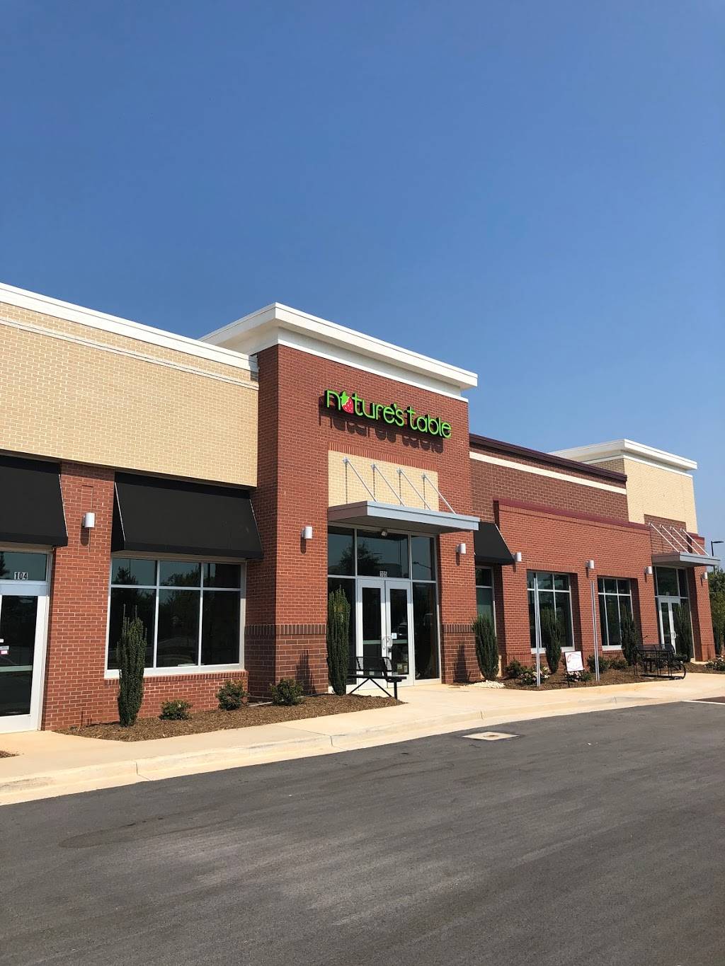 Natures Table | restaurant | 2427 Cross Pointe Dr Suite 105, Rock Hill, SC 29730, USA | 8038176622 OR +1 803-817-6622