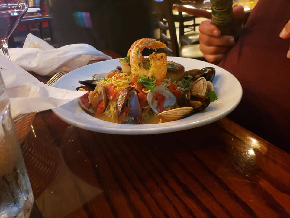 Giovannis Fresh Italian Kitchen | restaurant | 37611 US Hwy 19 N, Palm Harbor, FL 34684, USA | 7279352106 OR +1 727-935-2106