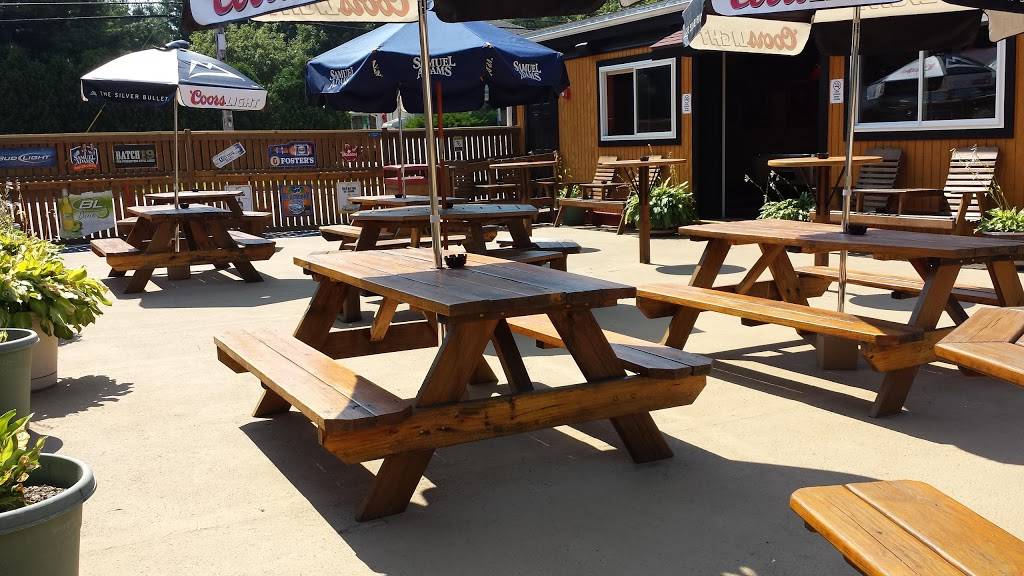 Riviera Cafe Brewhouse | restaurant | 288 Broad St, Bridgewater, MA 02324, USA | 5086979892 OR +1 508-697-9892