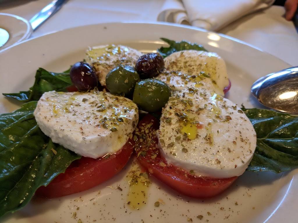 Via Vai Trattoria Pizzeria | restaurant | 1483 E Valley Rd #20, Santa Barbara, CA 93108, USA | 8055659393 OR +1 805-565-9393