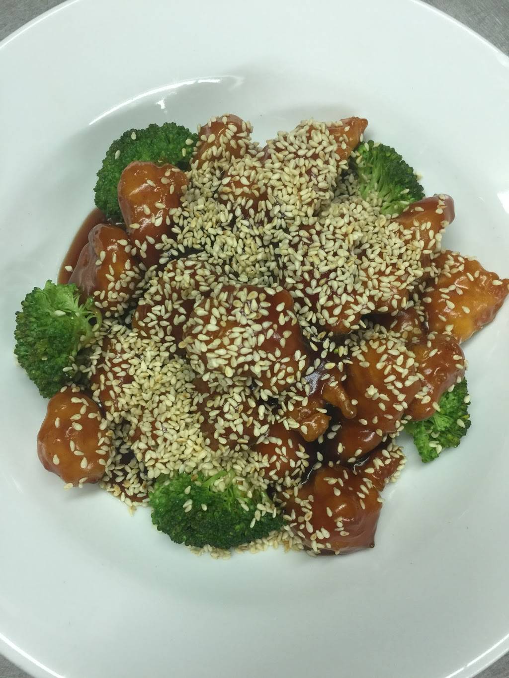 Golden Dragon Chinese Restaurant | restaurant | 2 South Rollins Rd, Fox Lake, IL 60020, USA | 8475876733 OR +1 847-587-6733