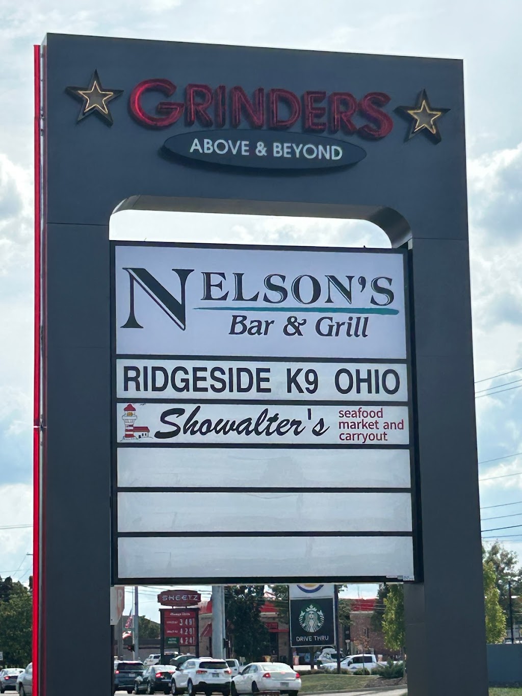 Nelsons Bar & Grill | restaurant | 3110 Whipple Ave NW #1, Canton, OH 44718, USA | 2342152965 OR +1 234-215-2965
