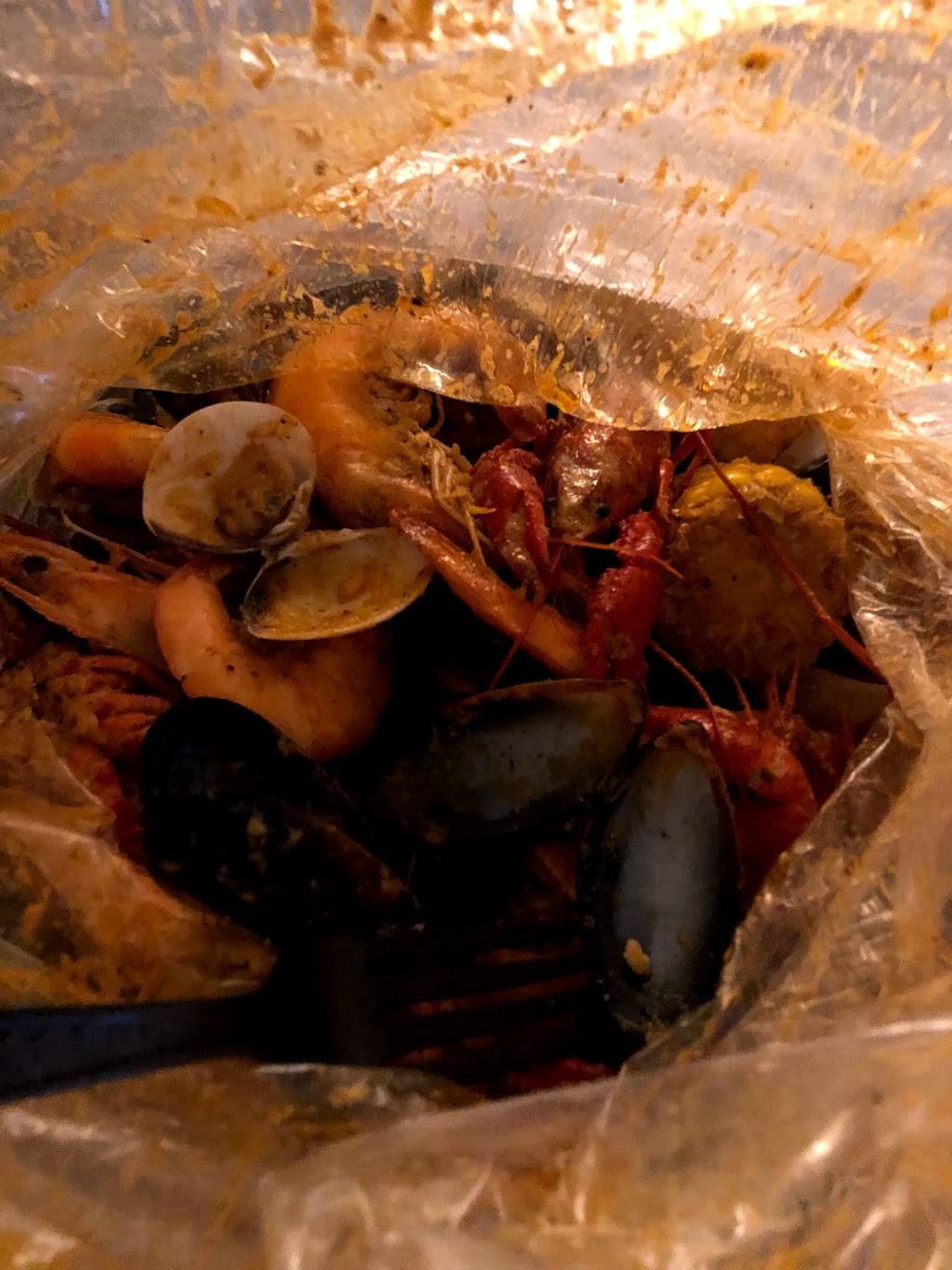 Crafty Crab | restaurant | 1012 Taylor Ave, Towson, MD 21286, USA | 4108323820 OR +1 410-832-3820