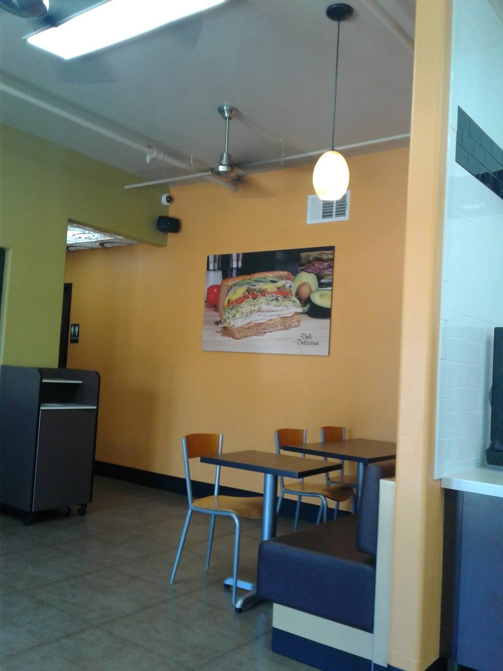 Deli Delicious | restaurant | 1600 Marion St, Kingsburg, CA 93631, USA | 5594199071 OR +1 559-419-9071