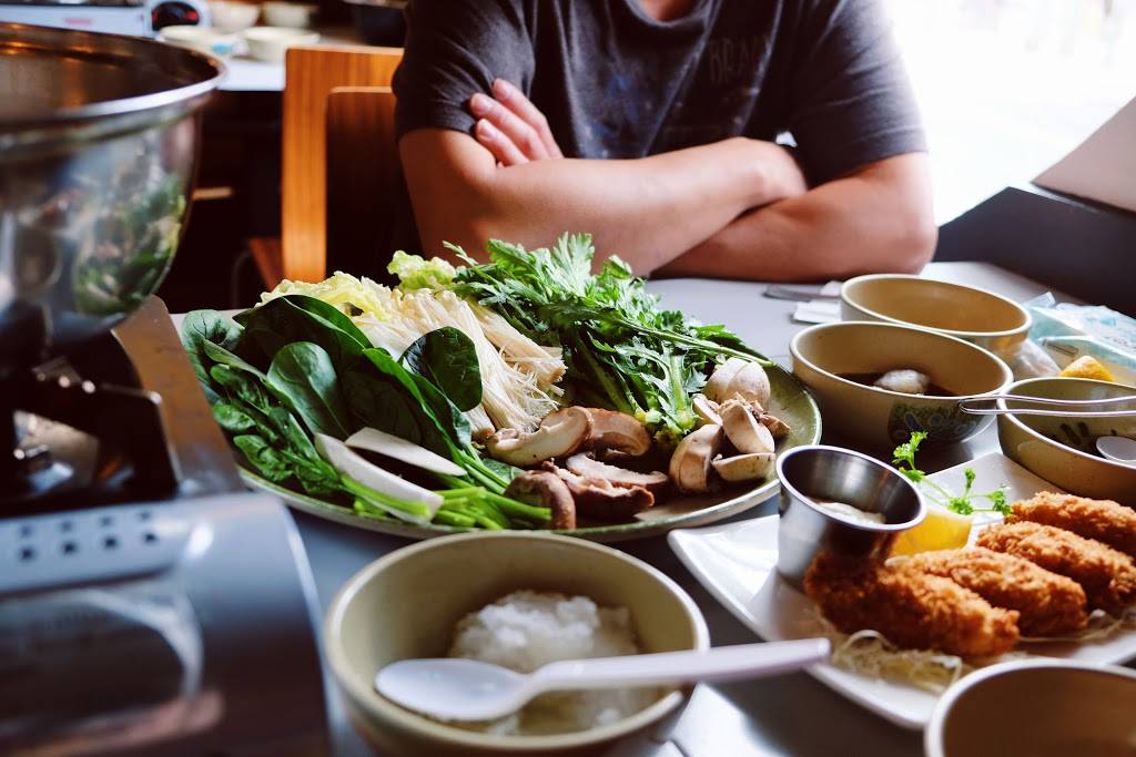 Mums - Home of Shabu-Shabu | restaurant | 1800 Sutter St, San Francisco, CA 94115, USA | 4159316986 OR +1 415-931-6986