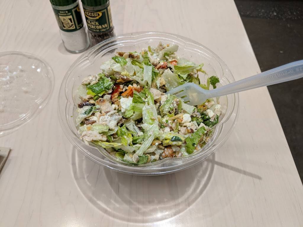 Chopt Creative Salad Co. | restaurant | 14 Lawrence St, Dobbs Ferry, NY 10522, USA | 9142790430 OR +1 914-279-0430
