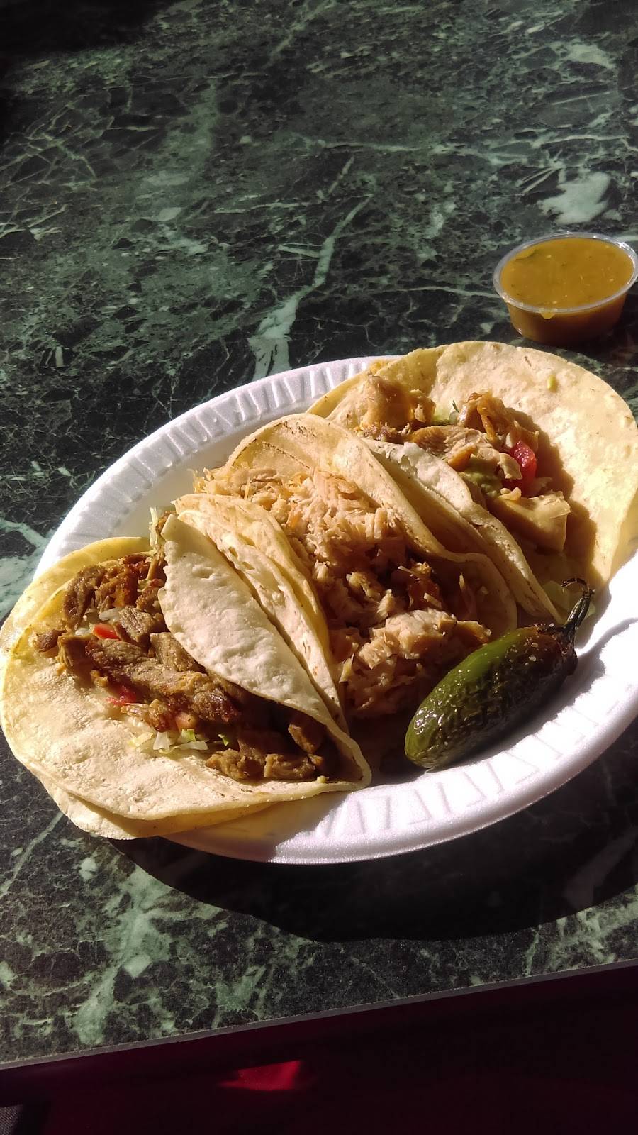 Fiesta Taco | restaurant | 1110 N Hollywood Way, Burbank, CA 91505, USA | 8185586645 OR +1 818-558-6645