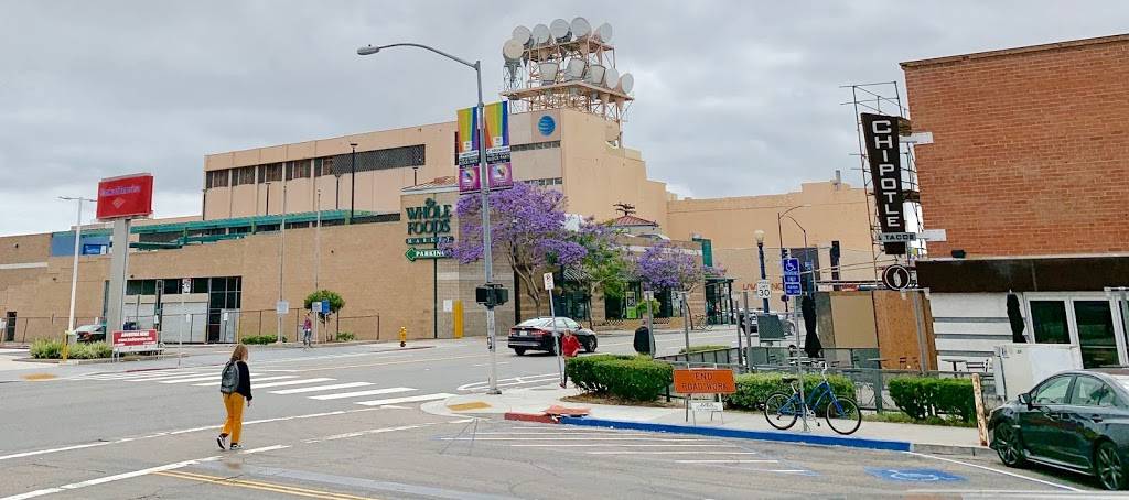 Chipotle Mexican Grill | restaurant | 734 University Ave ste c, San Diego, CA 92103, USA | 6192093688 OR +1 619-209-3688