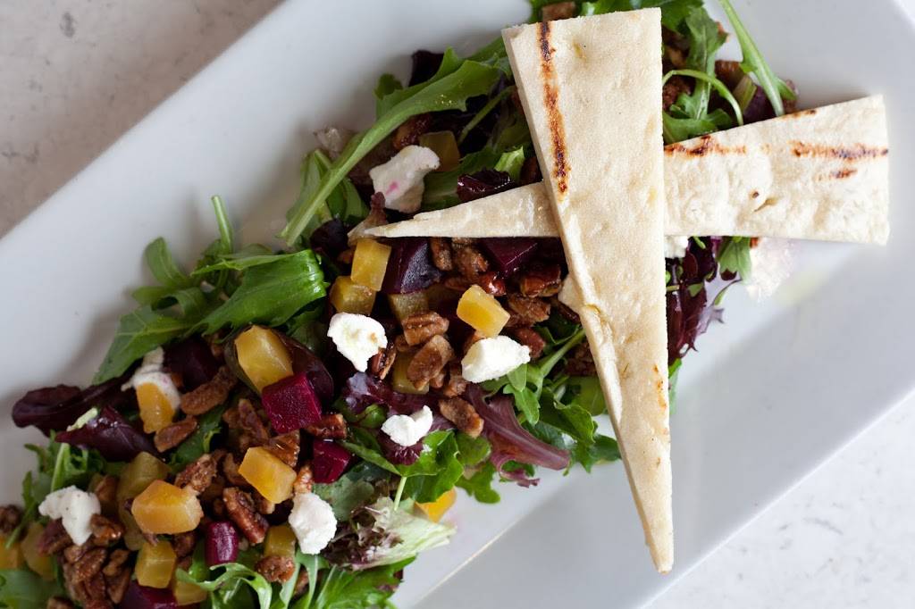 Deans List Restaurant | restaurant | 5 Blossom St, Boston, MA 02114, USA | 6172392393 OR +1 617-239-2393