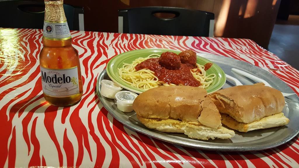 Chicos Pizza Parlor | restaurant | 12120 Long Beach Blvd, Lynwood, CA 90262, USA | 3106398400 OR +1 310-639-8400