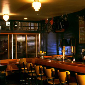 Red Dot Restaurant & Bar | restaurant | 321 Warren St, Hudson, NY 12534, USA | 5188283657 OR +1 518-828-3657