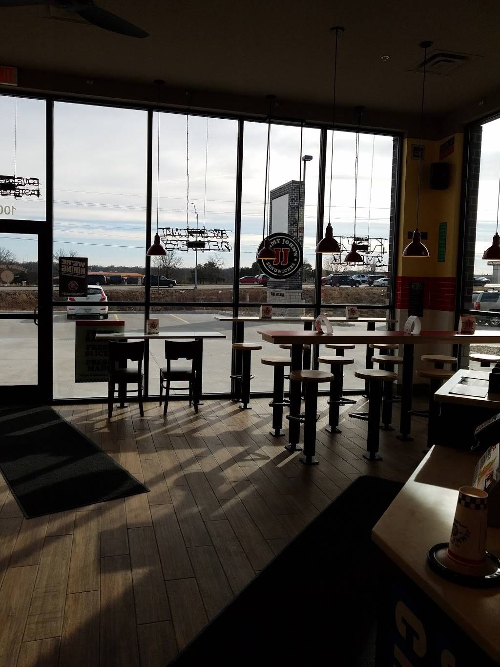 Jimmy Johns | meal delivery | 11881 Hickman Rd #100, Urbandale, IA 50323, USA | 5152766811 OR +1 515-276-6811