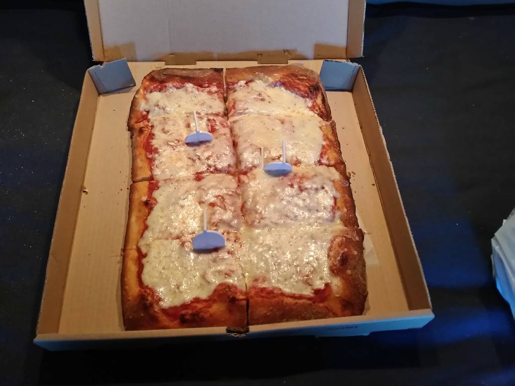 Dominos Pizza | meal delivery | 57 Turnpike Square, Milford, CT 06460, USA | 2038774040 OR +1 203-877-4040