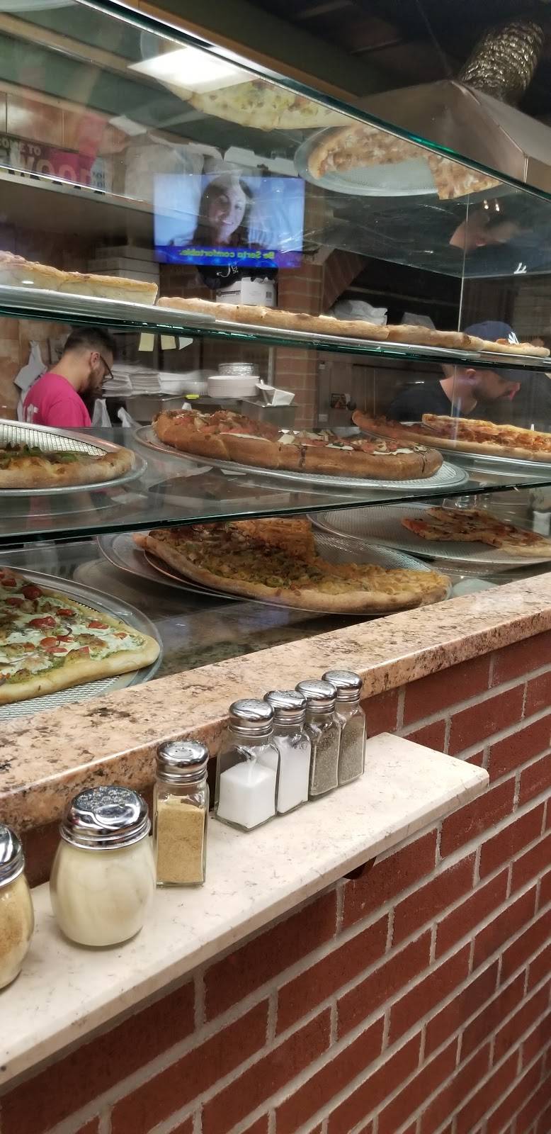 Santonis Pizzeria and Restaurant | restaurant | 88 Godwin Ave, Ridgewood, NJ 07450, USA | 2013896810 OR +1 201-389-6810