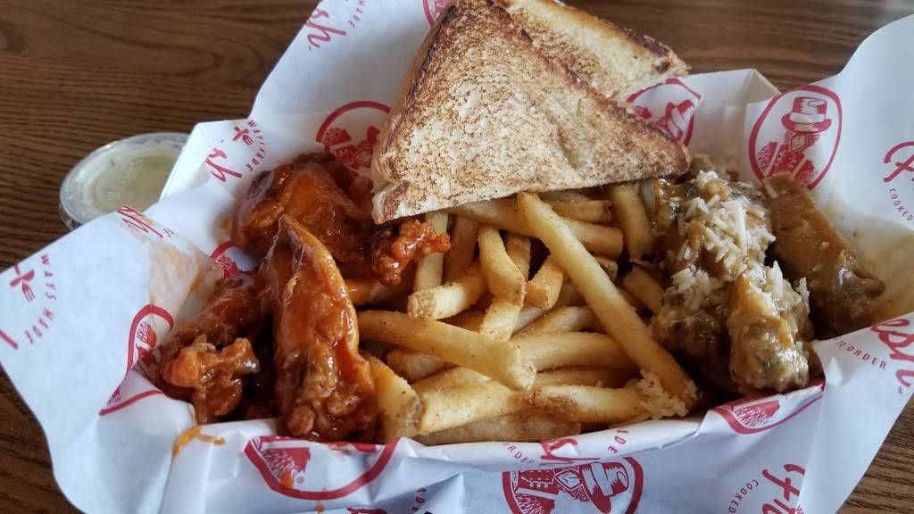 Slim Chickens | restaurant | 5528 N Tarrant Pkwy, Fort Worth, TX 76244, USA | 8178499101 OR +1 817-849-9101