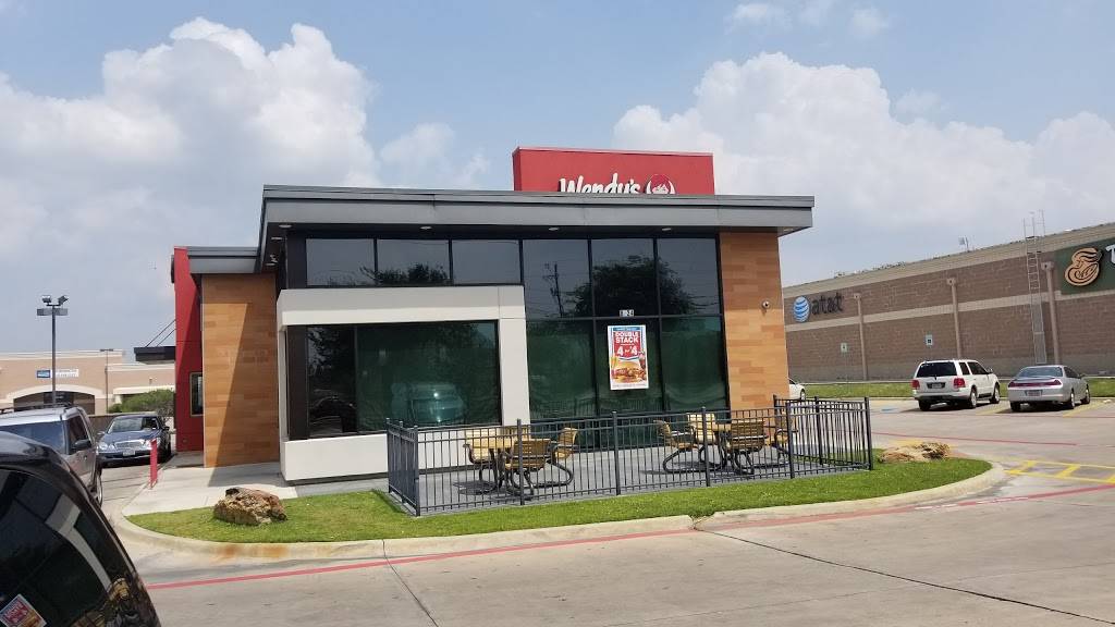 Wendys | restaurant | 8424 Denton Hwy, Watauga, TX 76148, USA | 8174799452 OR +1 817-479-9452