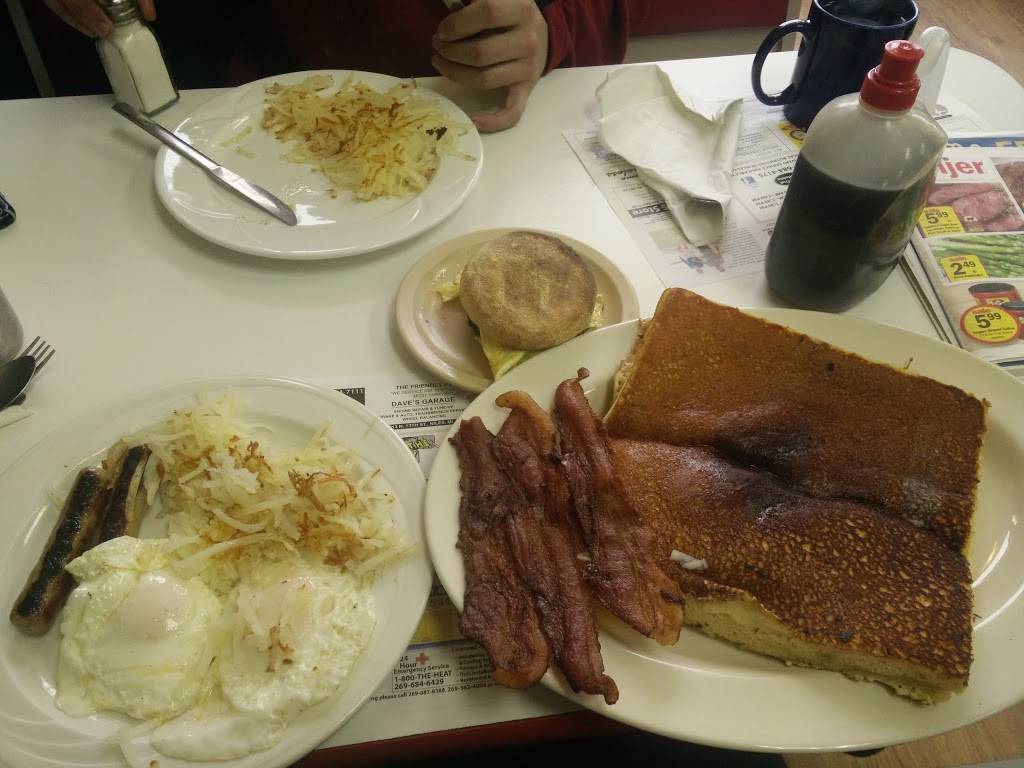 The Viking Grill | restaurant | 402 Wayne St, Niles, MI 49120, USA | 2696844175 OR +1 269-684-4175