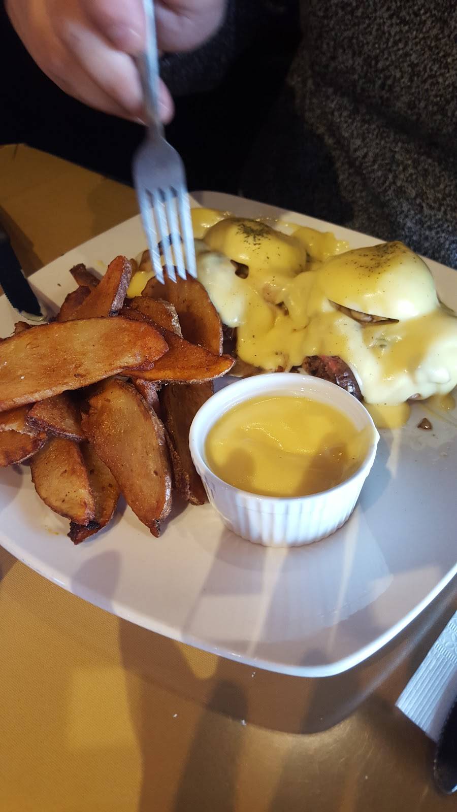 Quoi NOeuf | restaurant | 136 25e Av, Saint-Eustache, QC J7P 2V2, Canada | 4509747717 OR +1 450-974-7717