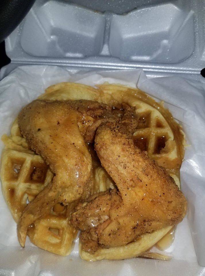 Wingz & Wafflez | restaurant | 74 Island Pond Rd, Springfield, MA 01118, USA | 4134176292 OR +1 413-417-6292