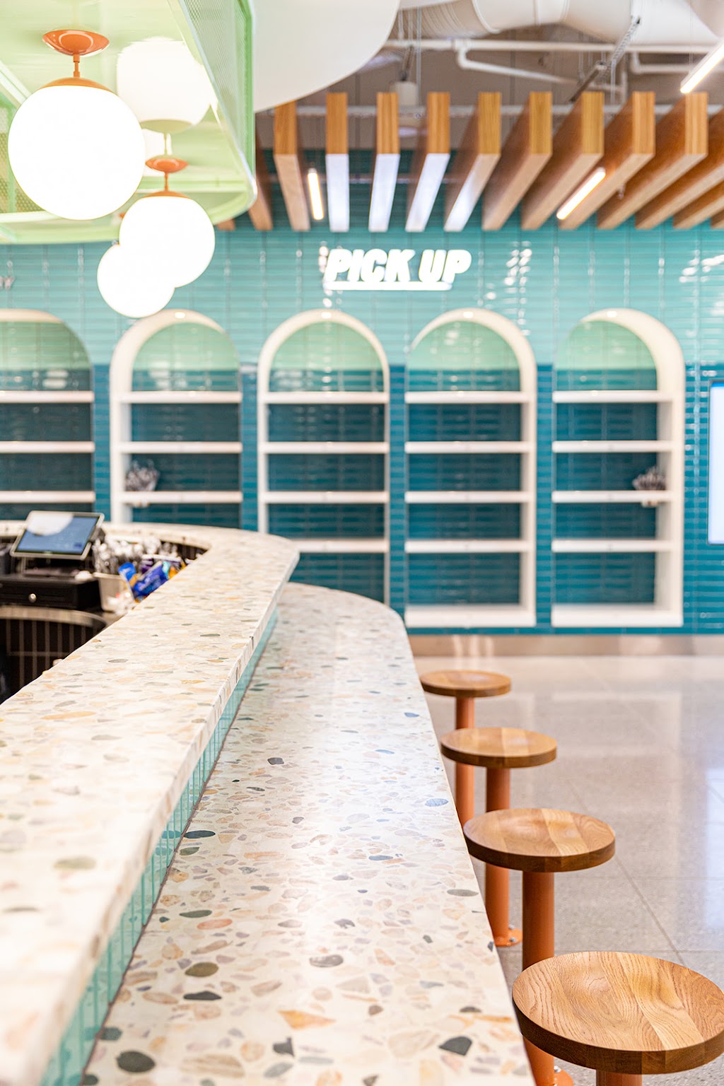 Chopt Creative Salad Co. | restaurant | 4201 Wilson Blvd Suite 0185, Arlington, VA 22203, USA | 5713170035 OR +1 571-317-0035