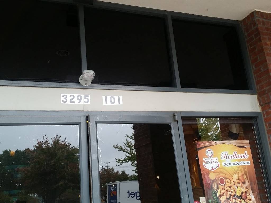 Red Hook Cajun Seafood & Bar | restaurant | 3295 Poplar Ave Suite 101, Memphis, TN 38111, USA | 9015297356 OR +1 901-529-7356
