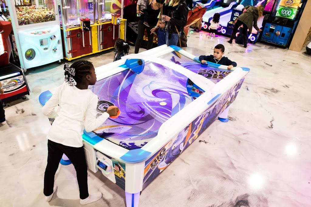 Flippos Hallandale | restaurant | 801 N Federal Hwy Unit 201, Hallandale Beach, FL 33009, USA | 9549477787 OR +1 954-947-7787