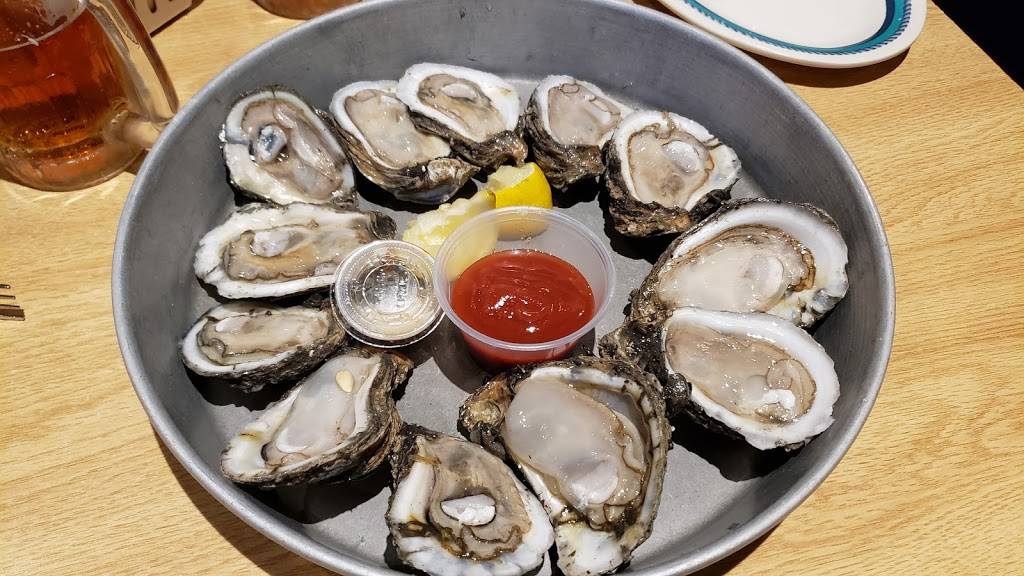 Pier 51 Seafood Restaurant & Oyster Bar | restaurant | 3017 New Highway 51, Laplace, LA 70068, USA | 9856510300 OR +1 985-651-0300