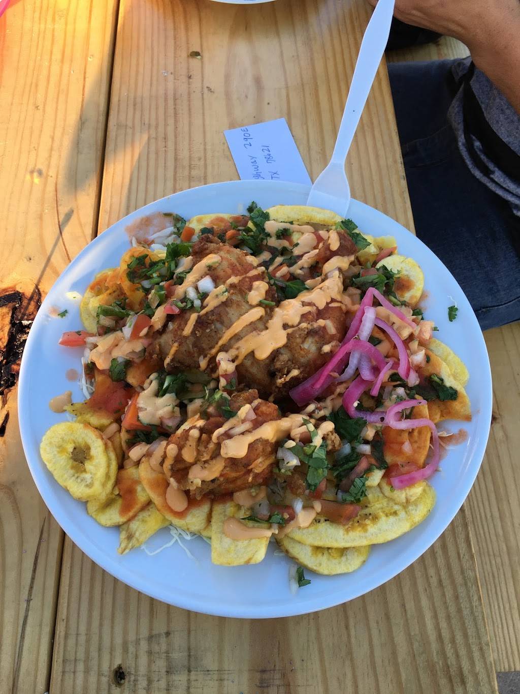 PUPUSERIA SALAZAR | restaurant | 300 US-290, Elgin, TX 78621, USA | 5127314814 OR +1 512-731-4814