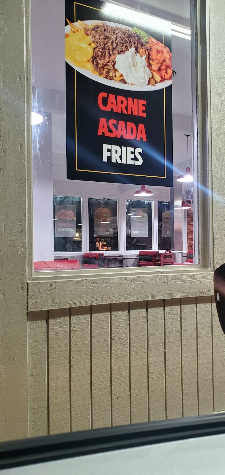 Burger Point | restaurant | 10501 Hole Ave, Riverside, CA 92505, USA | 9513761216 OR +1 951-376-1216