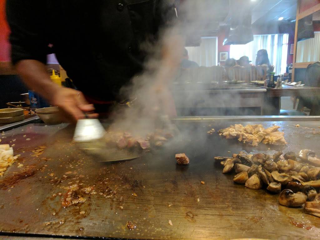 Sakura Japanese Steak House | restaurant | 1059 W Eads Pkwy, Lawrenceburg, IN 47025, USA | 8125374003 OR +1 812-537-4003