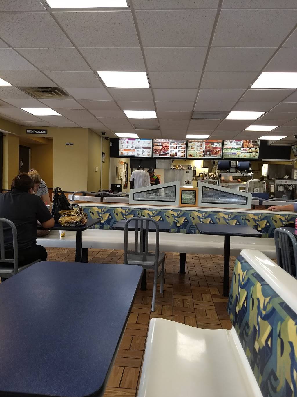 Burger King | restaurant | 2912 Dodge St, Omaha, NE 68131, USA | 4023424115 OR +1 402-342-4115