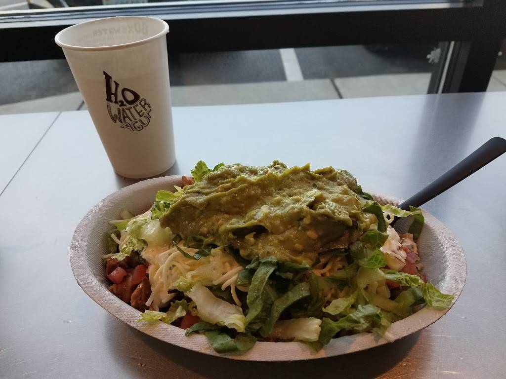 Chipotle Mexican Grill | restaurant | 2388 S Oneida St Ste 300, Ashwaubenon, WI 54304, USA | 9204970216 OR +1 920-497-0216