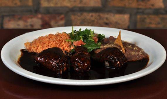 Mi Fogata | restaurant | 4322 N Western Ave, Chicago, IL 60618, USA | 8722085710 OR +1 872-208-5710